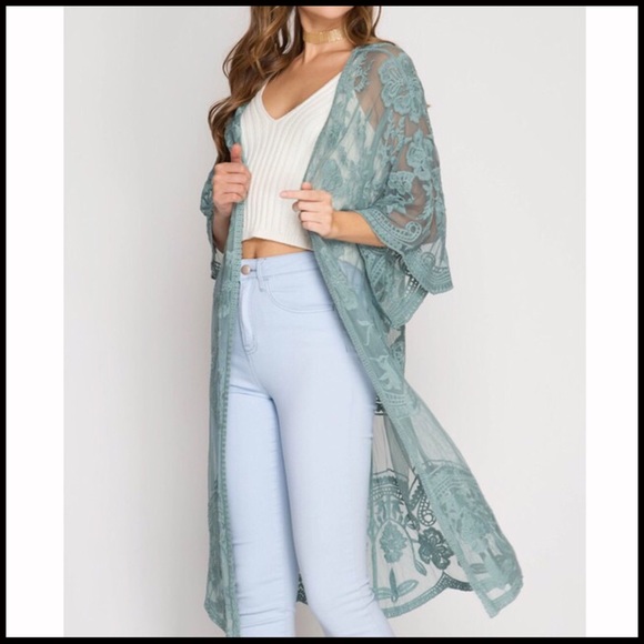 ❤️LAST❤️Lace Kimono - Picture 3 of 3